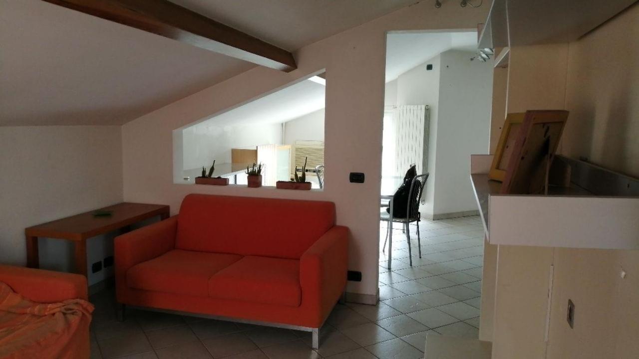 Apartamento La Mansarda Savona Exterior foto